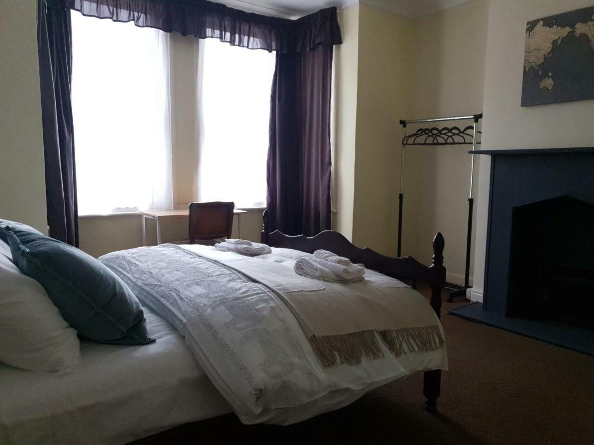 Grandeur Holiday Home, With Free Parking Clacton-on-Sea Zewnętrze zdjęcie